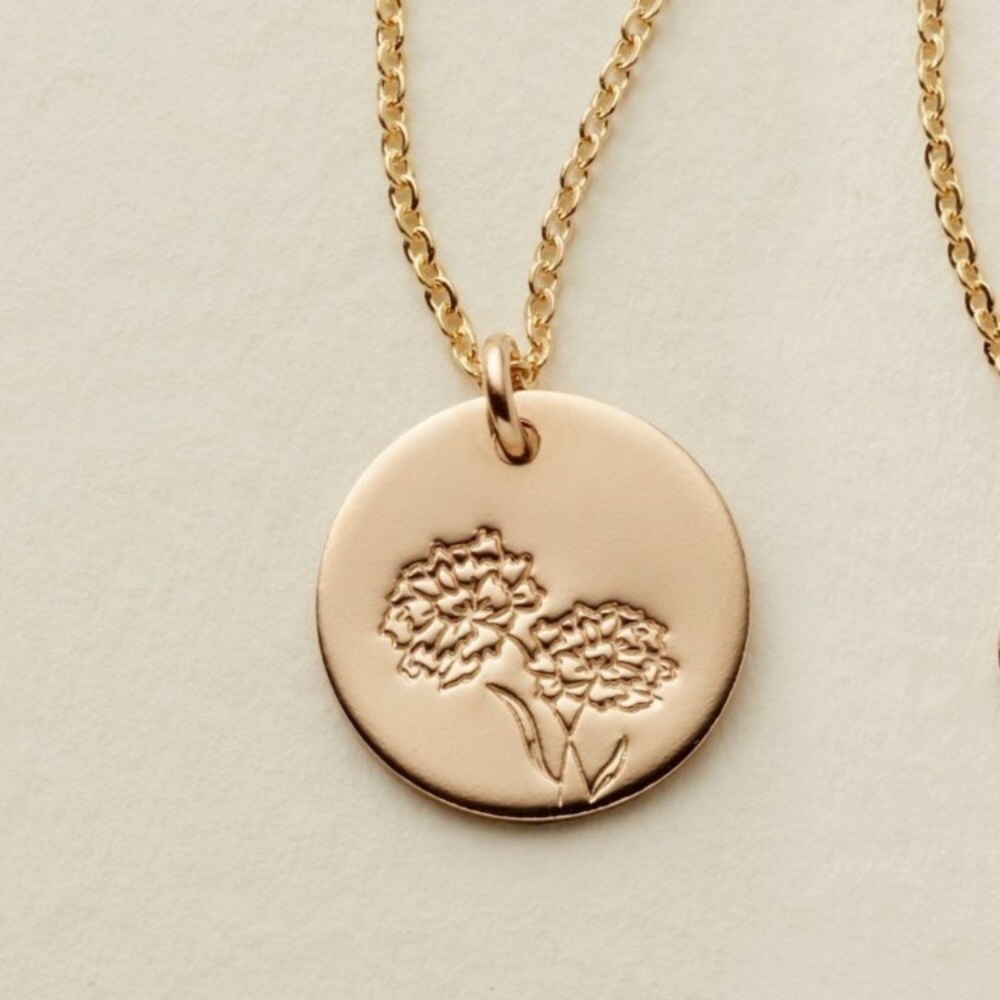 Minimal Birth Month Flower Pendant Gift Necklace - Picture 7 of 16